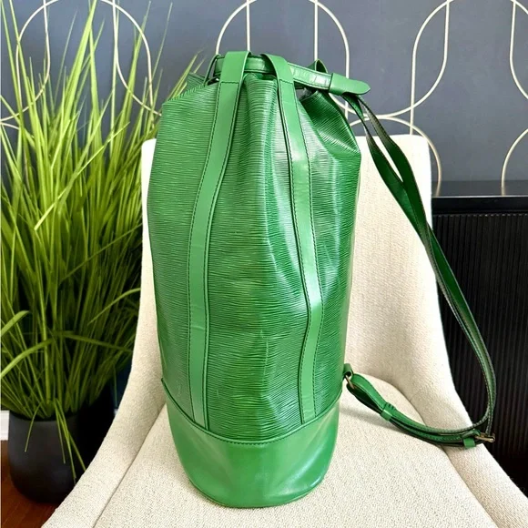 Authentic Louis Vuitton Randonnée GM backpack/ shoulder bag green Epi leather